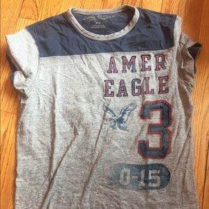 Used American Eagle Tee shirt
